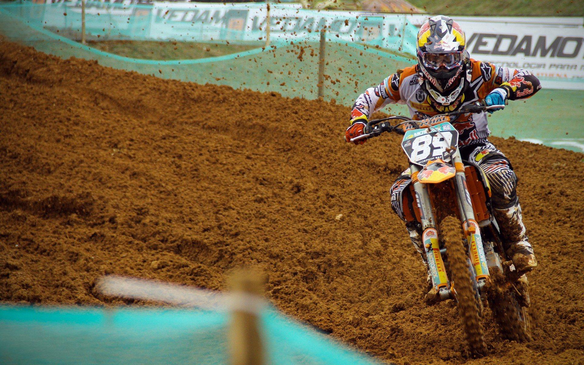 邮报聚焦，蓝桥九号之咒再显狰狞？新星德拉普复出即遭肩伤打击